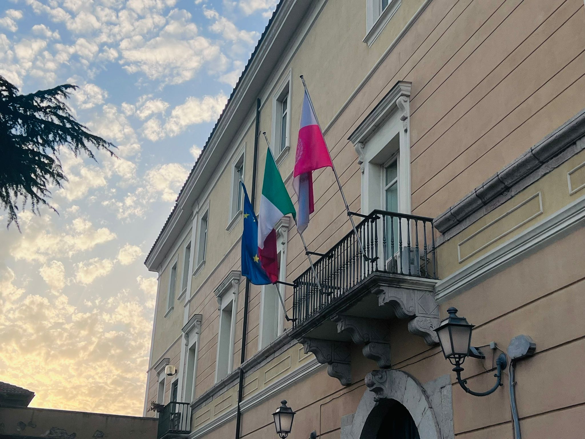 Torre, un labirinto in attesa del verdetto del ministero