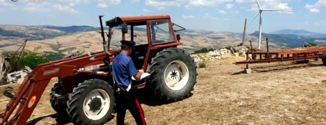 Conza della Campania, armeggia con il rimorchio del trattore: 77enne ferito