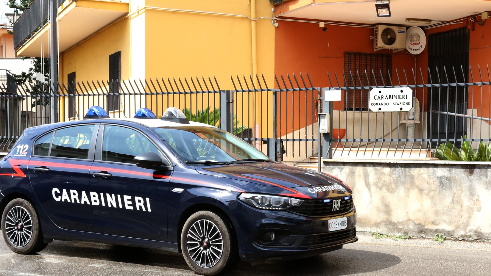 Sperone: sorpreso con 85 grammi di hashish: i Carabinieri arrestano un 18enne per spaccio e denunciano due giovani per concorso nel reato