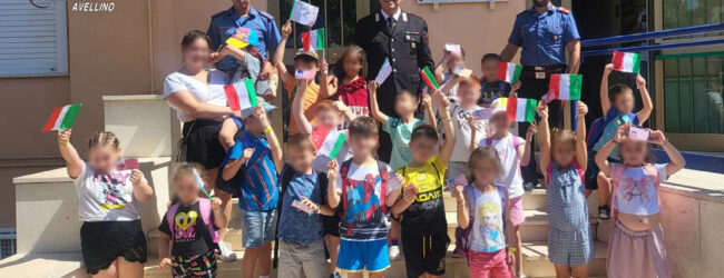 Torella dei Lombardi| I bambini del Centro Estivo in visita alla Stazione Carabinieri