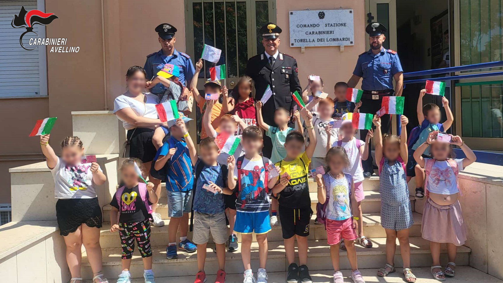 Torella dei Lombardi| I bambini del Centro Estivo in visita alla Stazione Carabinieri