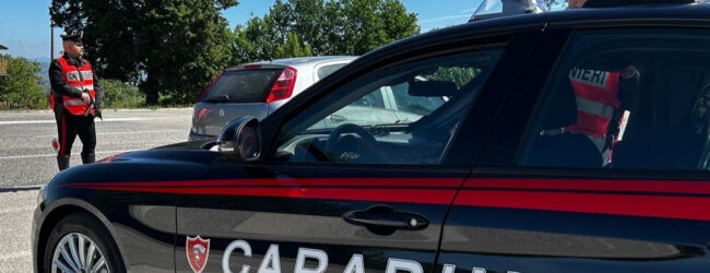 Controlli dei carabinieri in vista del Ferragosto: denunciate 6 persone e scoperti due furti in abitazione