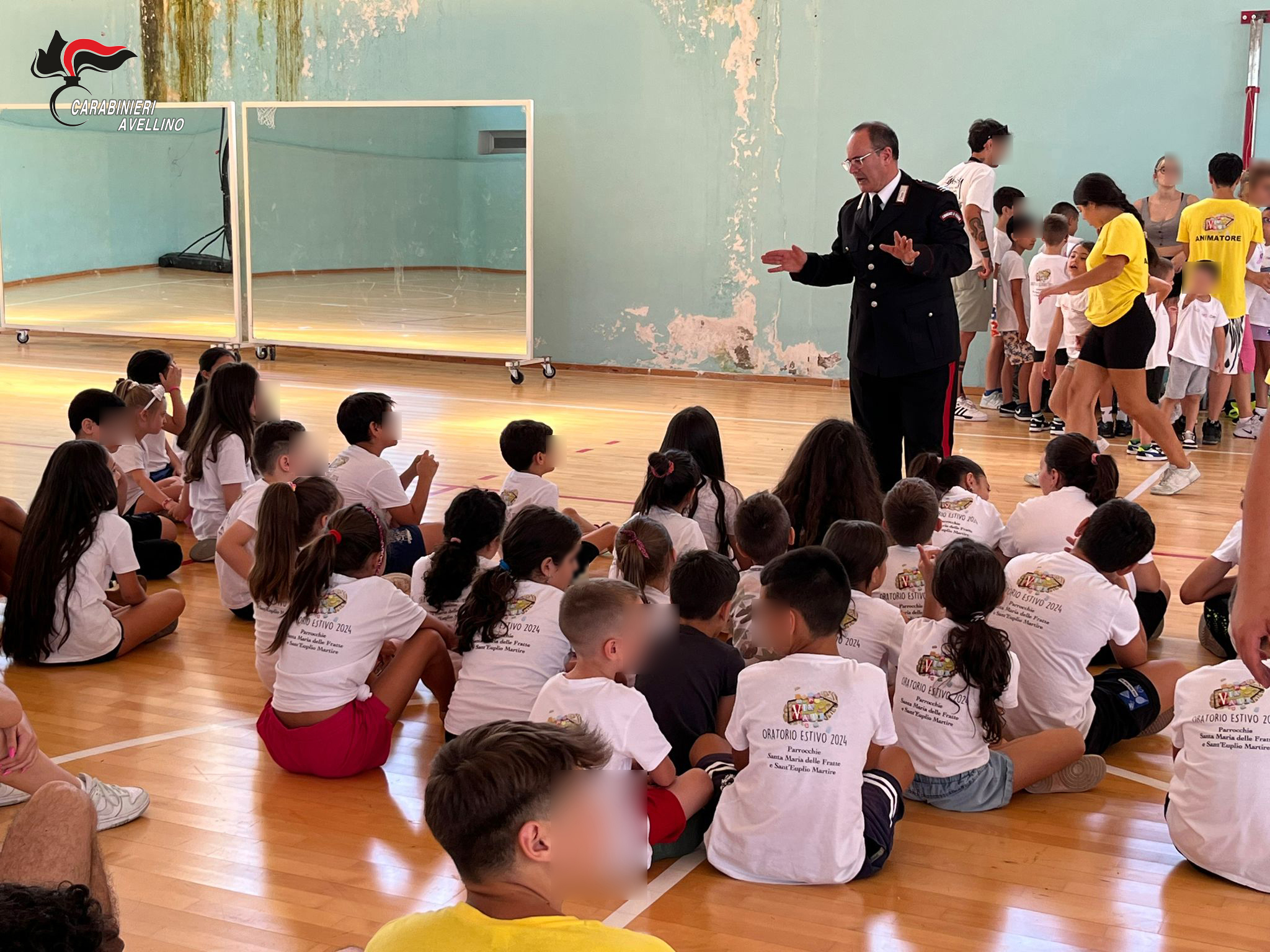 Castel Baronia| I carabinieri della stazione locale incontrano i bambini dell’oratorio “estivo  2024”