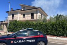 Mirabella Eclano| Incendio in un garage con 2 auto parcheggiate, intervento di pompieri e carabinieri