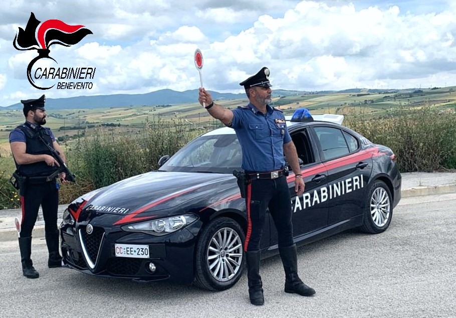 Fine settimana di Controlli dei Carabinieri in Val Fortore: patenti ritirate, sanzioni e sequestri amministrativi