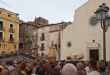 Con la “chiusura della lastra” Guardia Sanframondi ha salutato la Madonna dell’Assunta