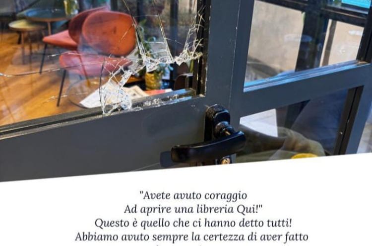 Secondo furto alla libreria Ubik di Benevento: la denuncia sui social dei titolari