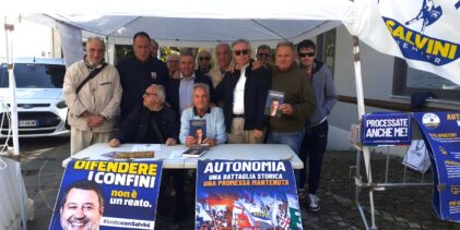 Lega, successo per gazebo a Calvi