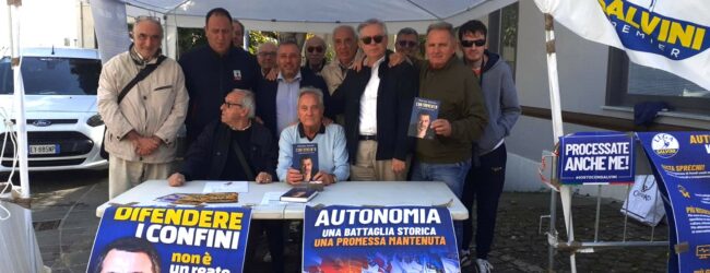 Lega, successo per gazebo a Calvi