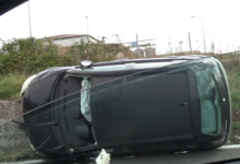 Auto si ribalta sulla rampa d’ingresso di San Giorgio del Sannio del raccordo A16 Benevento