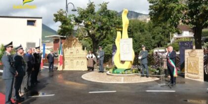 Foglianise,il monumento restaurato dedicato alla Guardia di Finanza