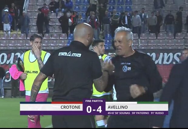 L’Avellino a Crotone vince 4-0, conquista la seconda vittoria consecutiva e sale a 10 punti in classifica