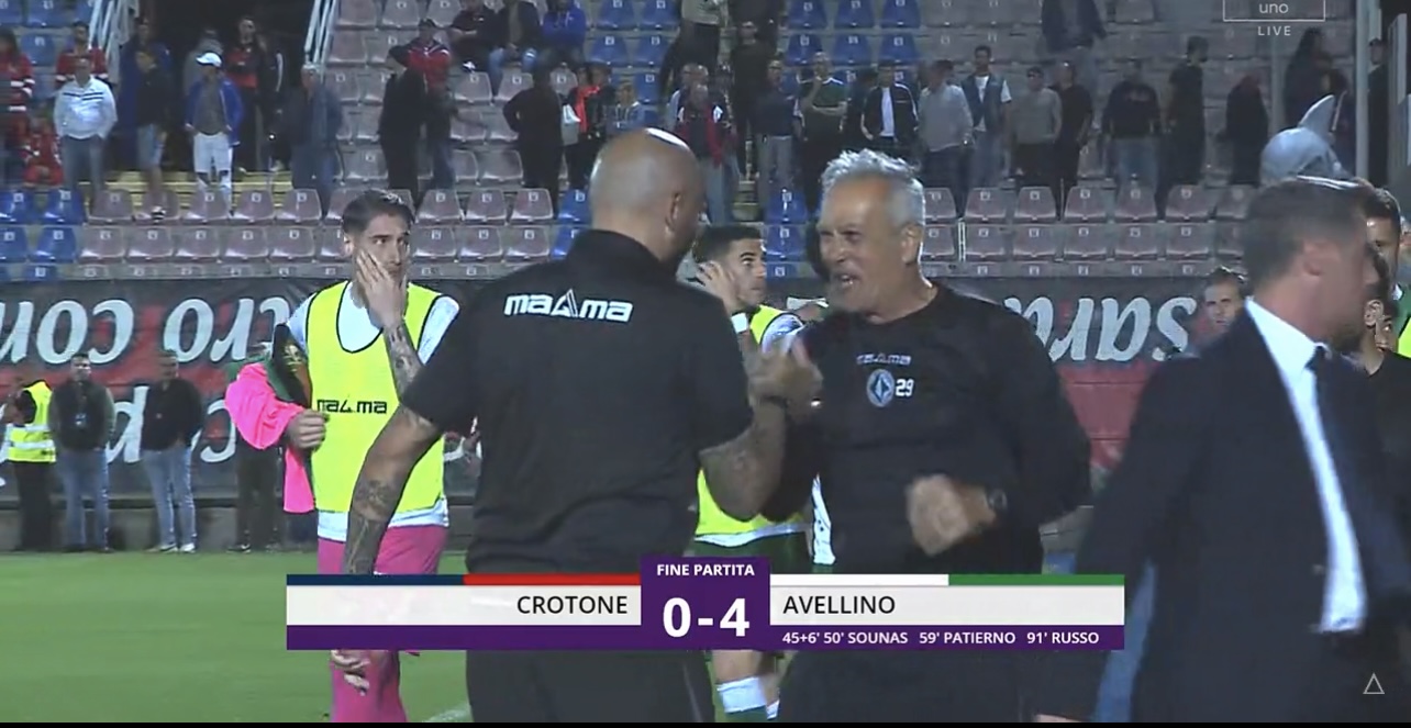 L’Avellino a Crotone vince 4-0, conquista la seconda vittoria consecutiva e sale a 10 punti in classifica