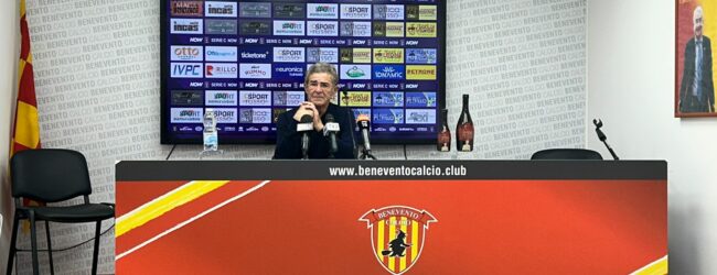 Benevento, Auteri: “Fondamentale avere continuità. Tanti meriterebbero, ma si gioca in 11. Non dobbiamo essere presuntuosi, il campo è giudice”