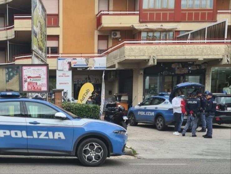 Mercogliano| Sventata rapina alla gioielleria “Gioie” di via Nazionale Torrette, polizia sulle tracce dei banditi