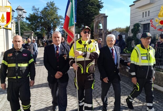 Cerimonia di Commemorazione dei Defunti al Cimitero di Avellino