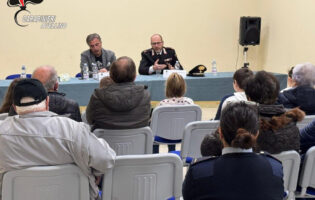 Montella e Cassano Irpino: I Carabinieri in prima linea contro le truffe: proseguono in Irpinia gli incontri a difesa degli anziani