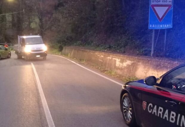 Venticano| Furgone contro utilitaria sulla statale 7, 60enne trasportata al Moscati