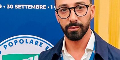 Aumento lampade votive, Zollo (Forza Italia): “I padulesi continuano a subire scelte folli da parte di un’amministrazione fantasma”