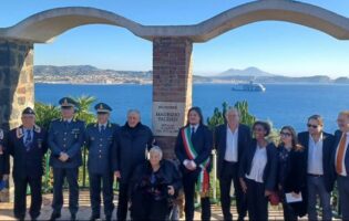 A Bacoli inaugurato il belvedere “Maurizio Valenzi”: chiuse l’orfanotrofio degli orrori