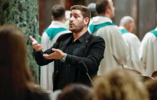 Concerto alla vigilia di Cristo Re dell’Universo,al Duomo di Benevento arrivano cento coristi