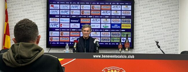 Benevento, Auteri: “Abbiamo dimostrato qualità, i campionati si vincono nei particolari. Siamo destinati a crescere”