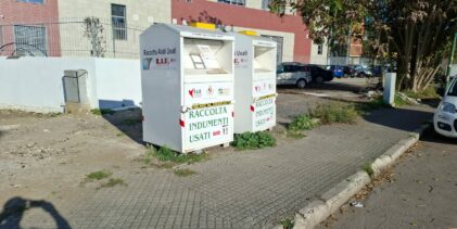 Indumenti usati, da lunedi’ rimossi alcuni contenitori per la raccolta a Benevento