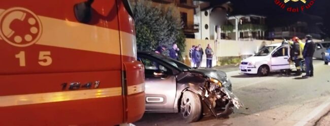 Monteforte Irpino, incidente tra due auto: ferita una donna