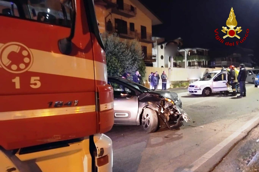 Monteforte Irpino, incidente tra due auto: ferita una donna