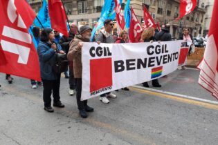 Sciopero Generale a Napoli: Cgil e Uil in piazza contro la Manovra del Governo Meloni. Partenze anche da Benevento