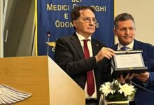 Eseguì intervento salvavita su una donna, il dott. Mimmo Loffredo premiato dall’Ordine dei Medici