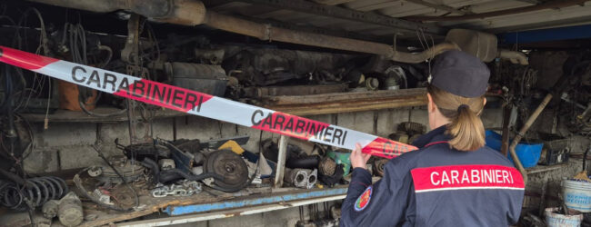 Lauro, i Carabinieri Forestali sequestrano un’autofficina: una denuncia