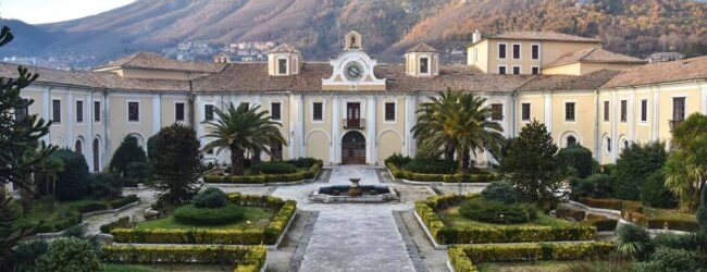 ”Meraviglie da scoprire Aspettando l’Epifania”, con il FAI all’interno del Palazzo Abbaziale del Loreto di Mercogliano