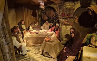 Pietrelcina inaugura il tradizionale Presepe Vivente: un viaggio nel mistero della Natività