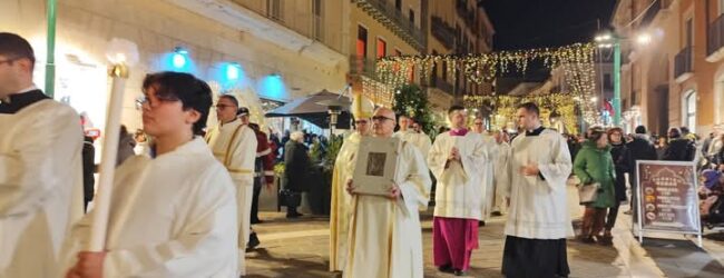 Anno Giubilare: apertura solenne a Benevento con l’adorazione del Crocifisso