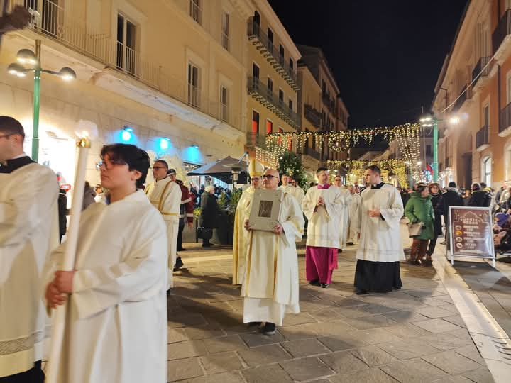 Anno Giubilare: apertura solenne a Benevento con l’adorazione del Crocifisso