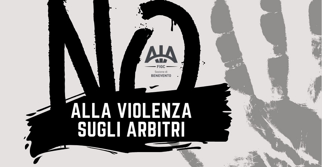 Gli arbitri sanniti in campo con segno nero per dire no alla violenza