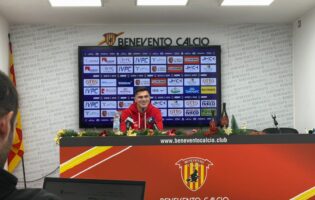 Benevento, Berra: “Amarezza solo per il risultato, abbiamo fatto la prestazione. Siamo primi e c’è da essere ottimisti”